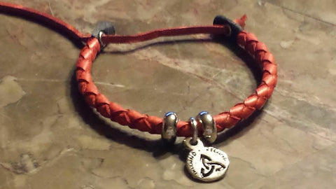 Irish Pewter Red Trinity Ireland Charm Leather Rounded Woven Adjustable Bracelet